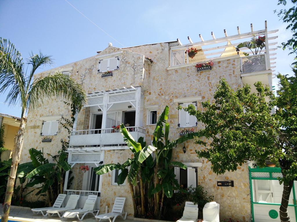 Tasos דירה